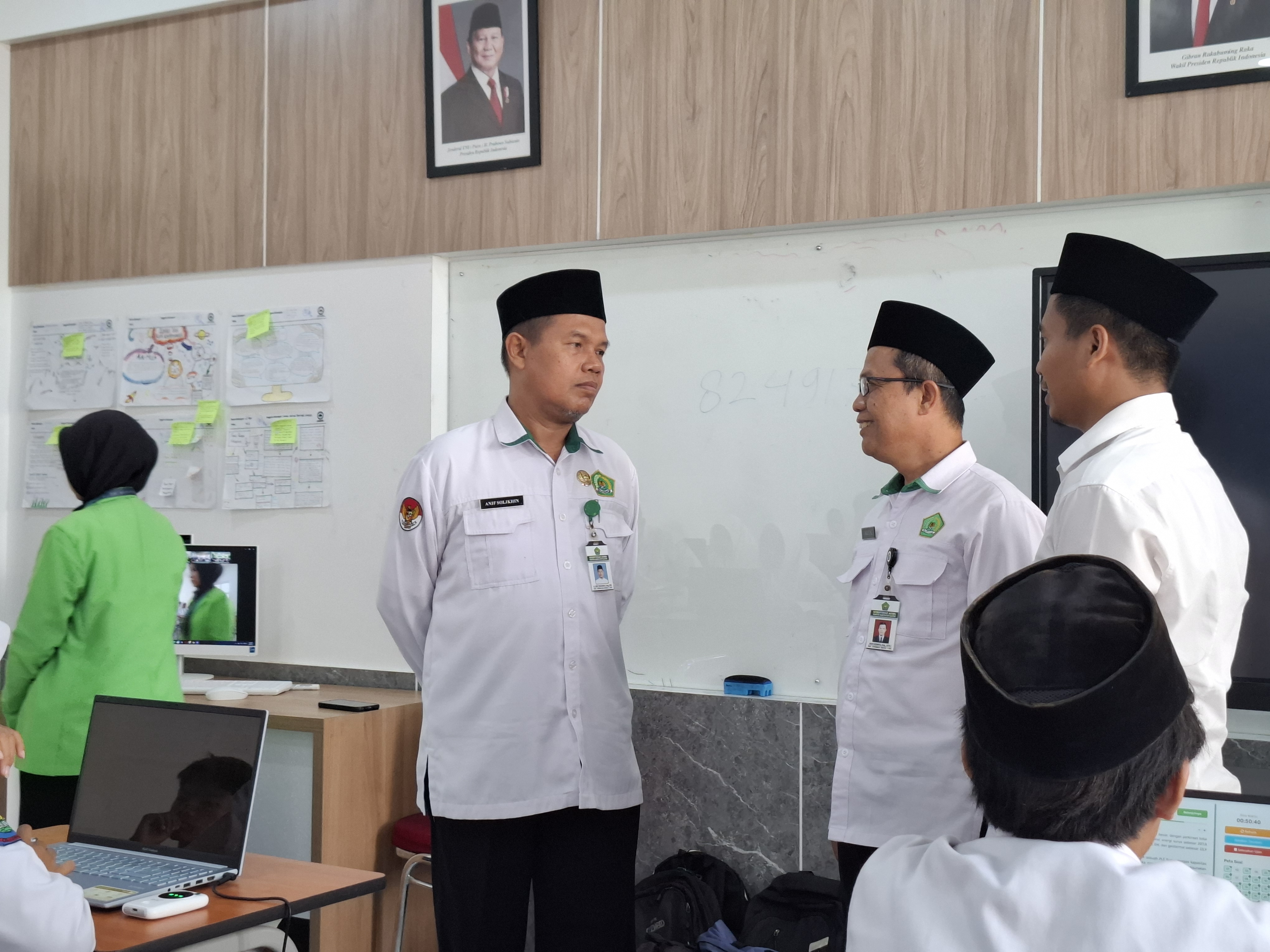 Foto awal pendirian sekolah